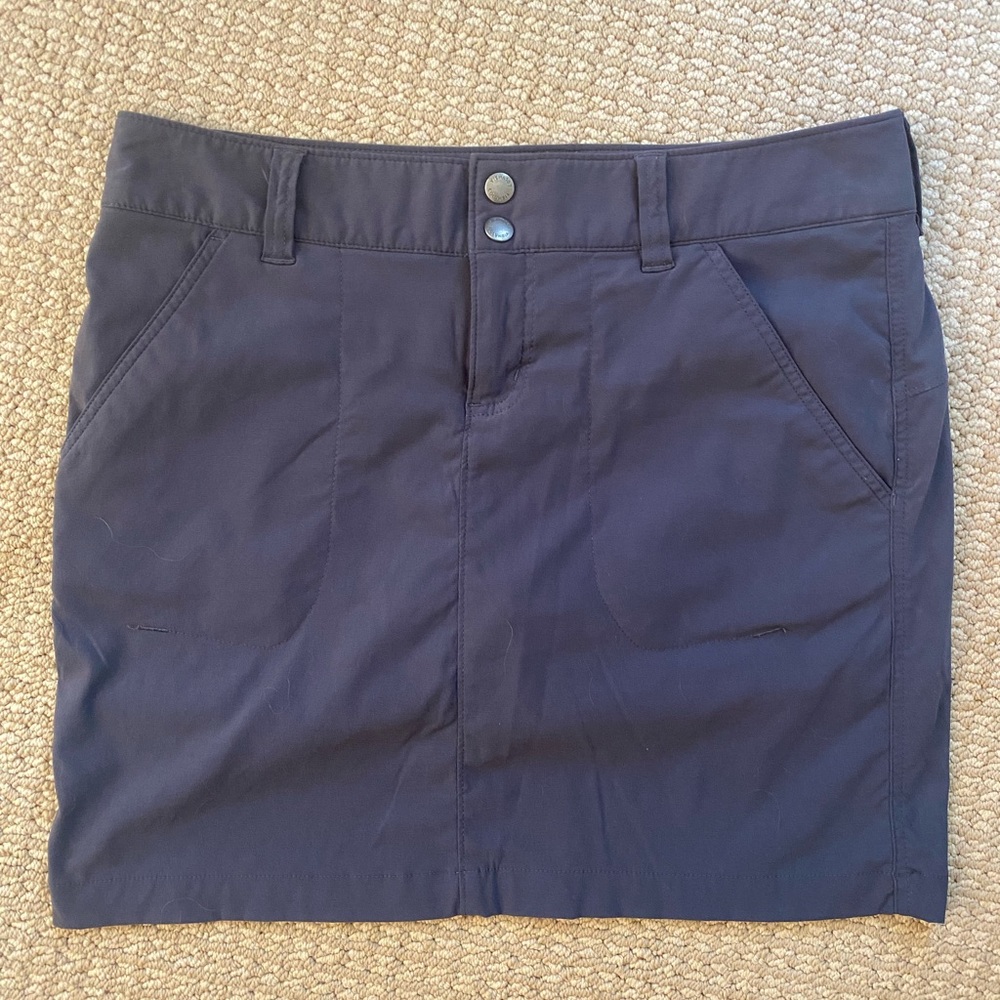 Columbia Skort, charcoal gray, size 6